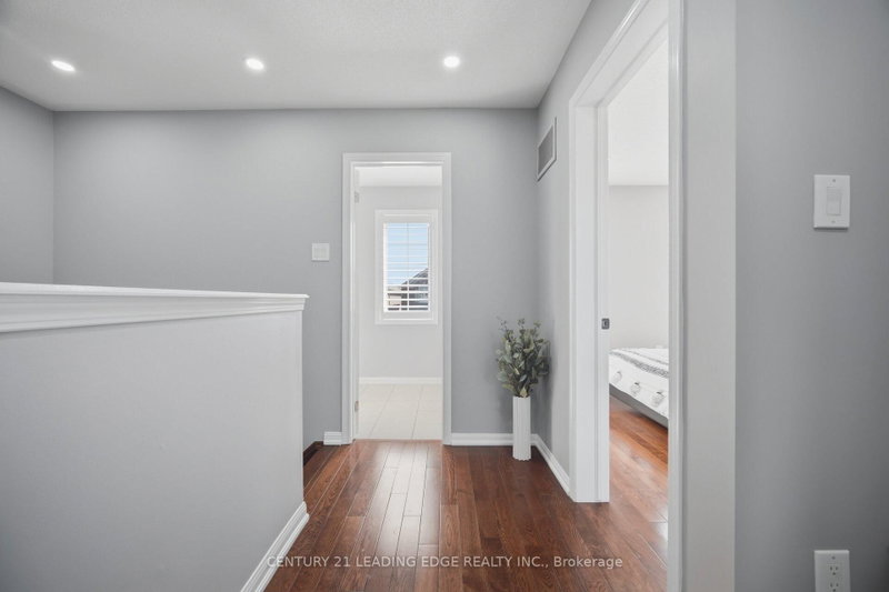 49 Robert Parkinson Brampton,ON L7A 0Y2 — Photo 16