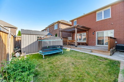 49 Robert Parkinson Brampton,ON L7A 0Y2 — Photo 41