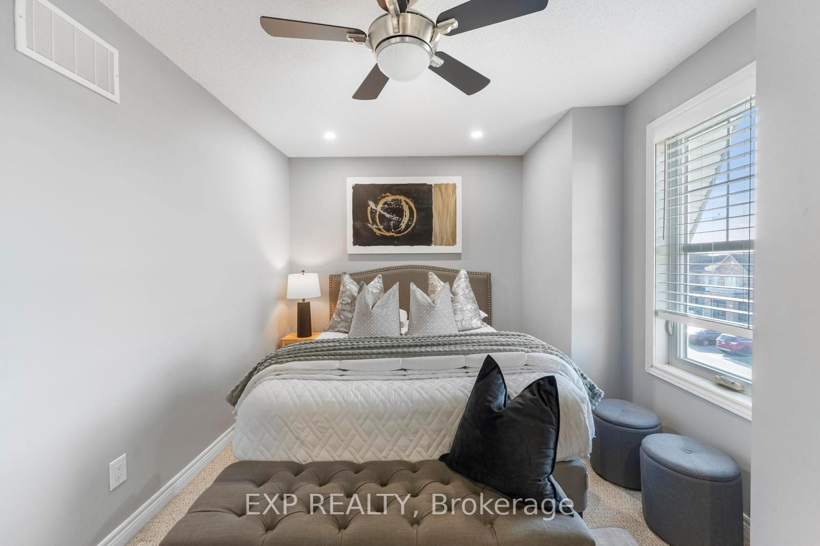 1380 Costigan Road • #13 • Milton, ON photo 14