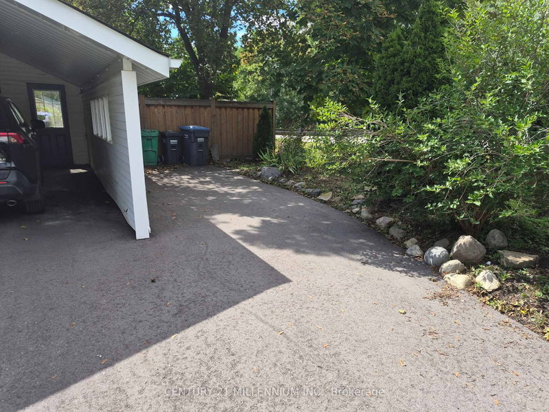 40 Meadowland Drive