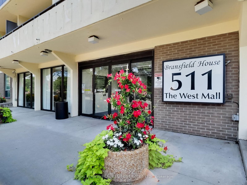 702 - 511 The West Mall Road