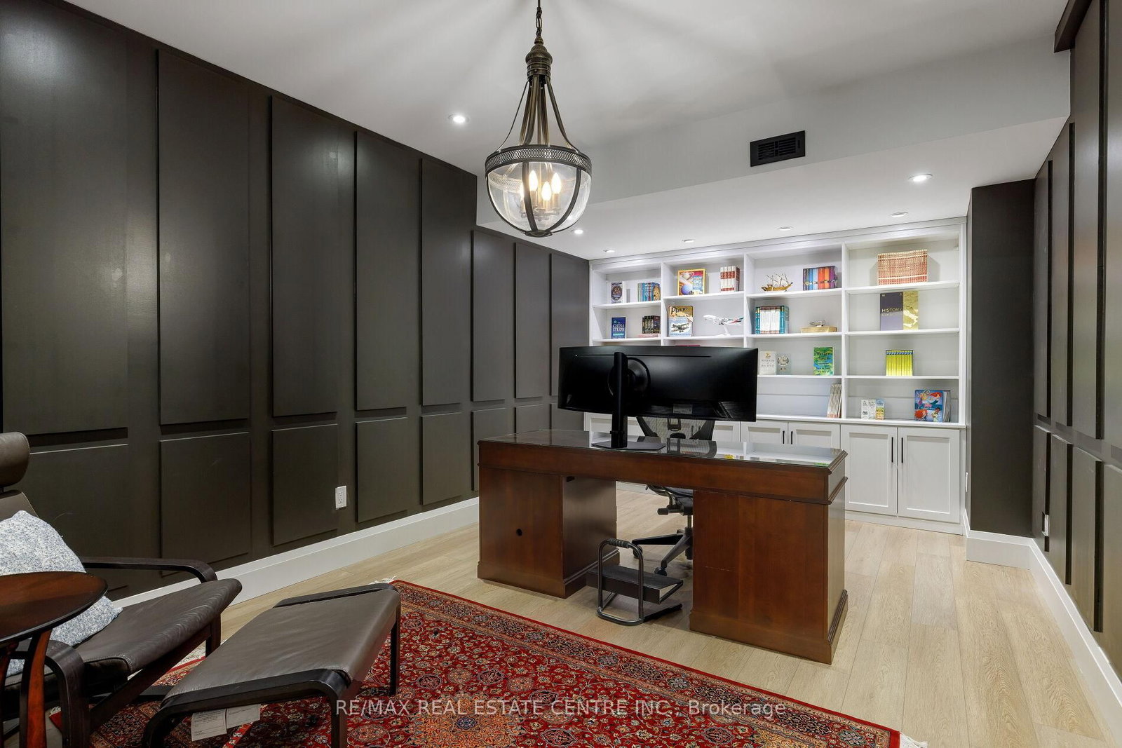 176 Weybourne Road • Oakville, ON photo 39