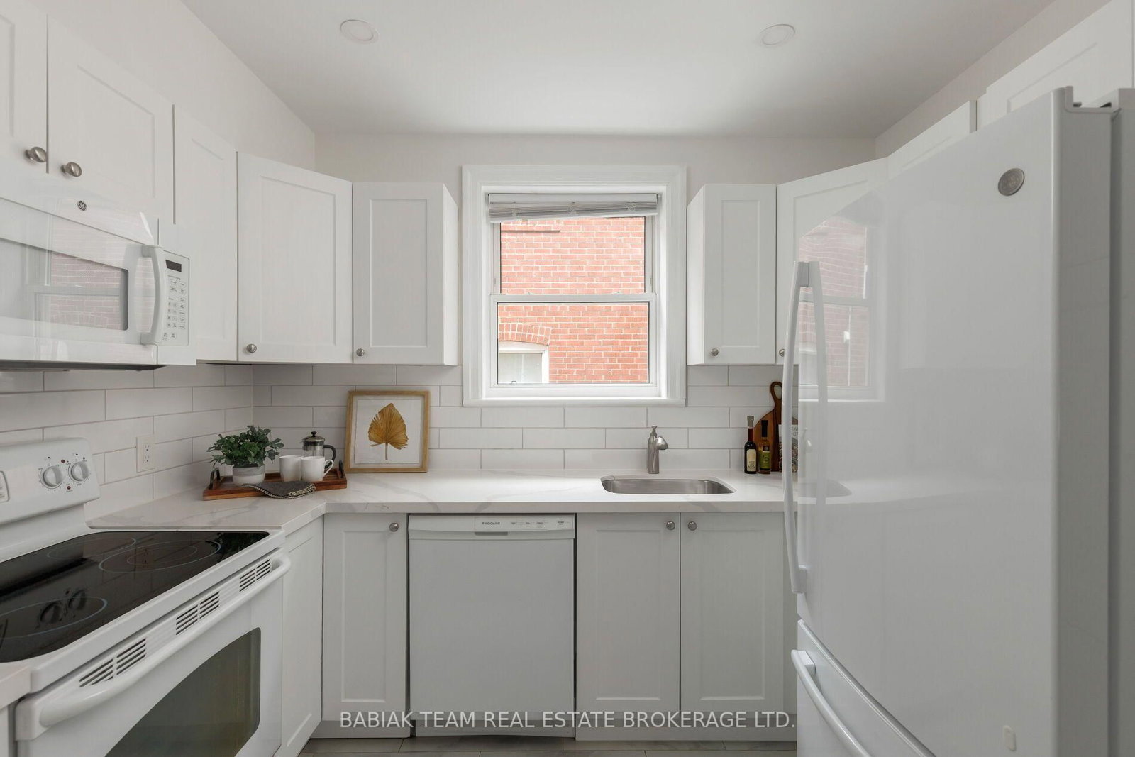 93 Glendonwynne Road • Toronto, ON photo 13