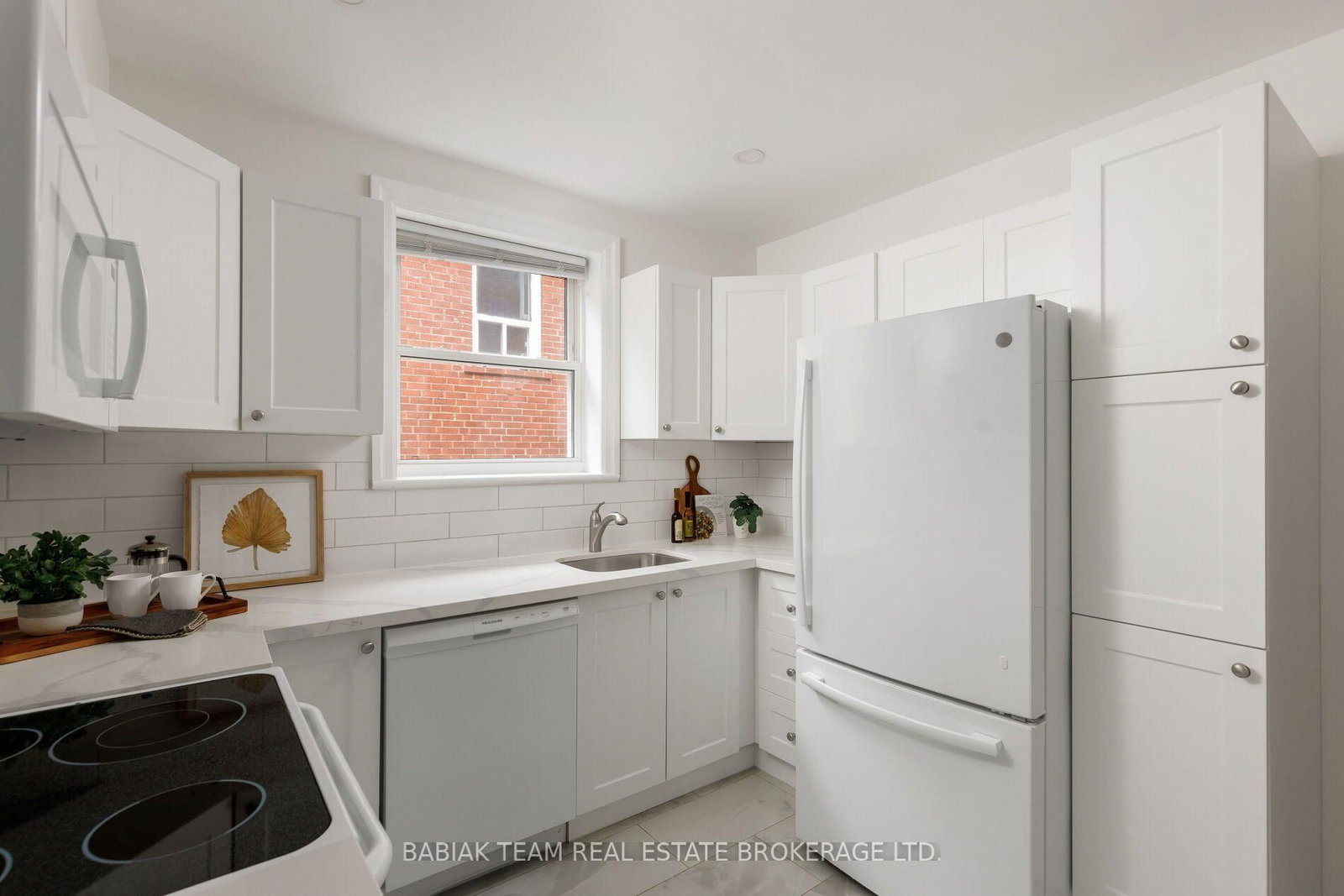 93 Glendonwynne Road • Toronto, ON photo 14