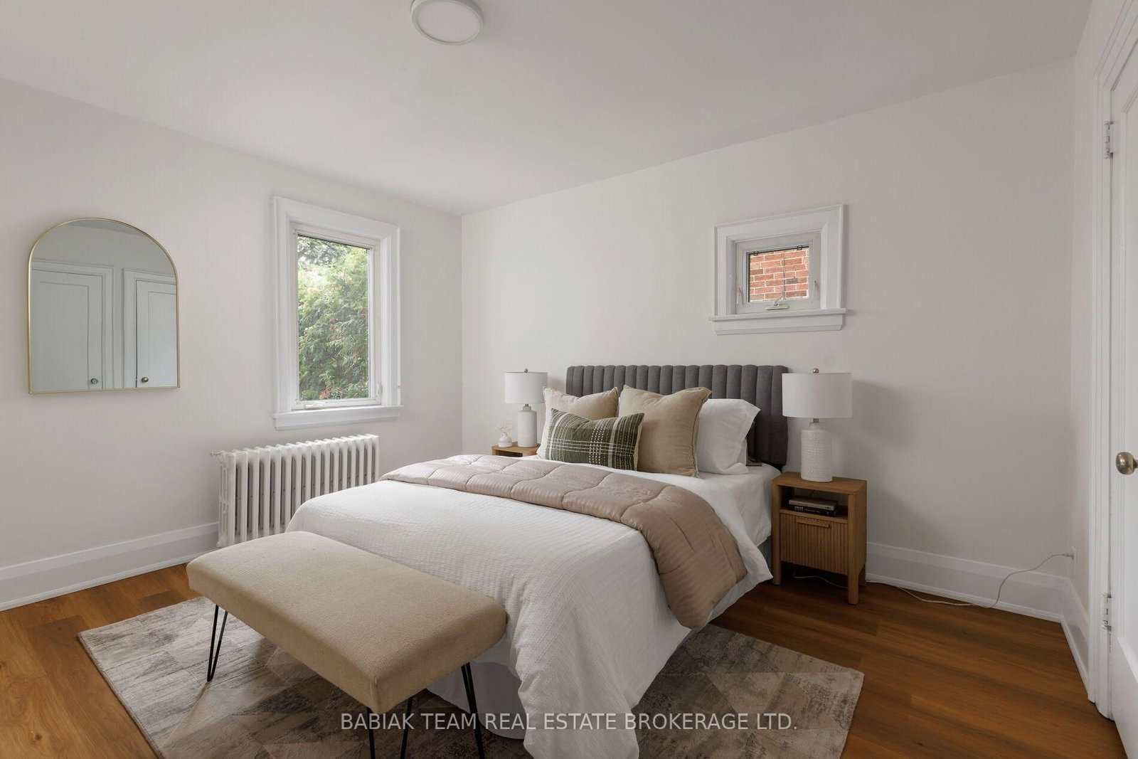 93 Glendonwynne Road • Toronto, ON photo 15