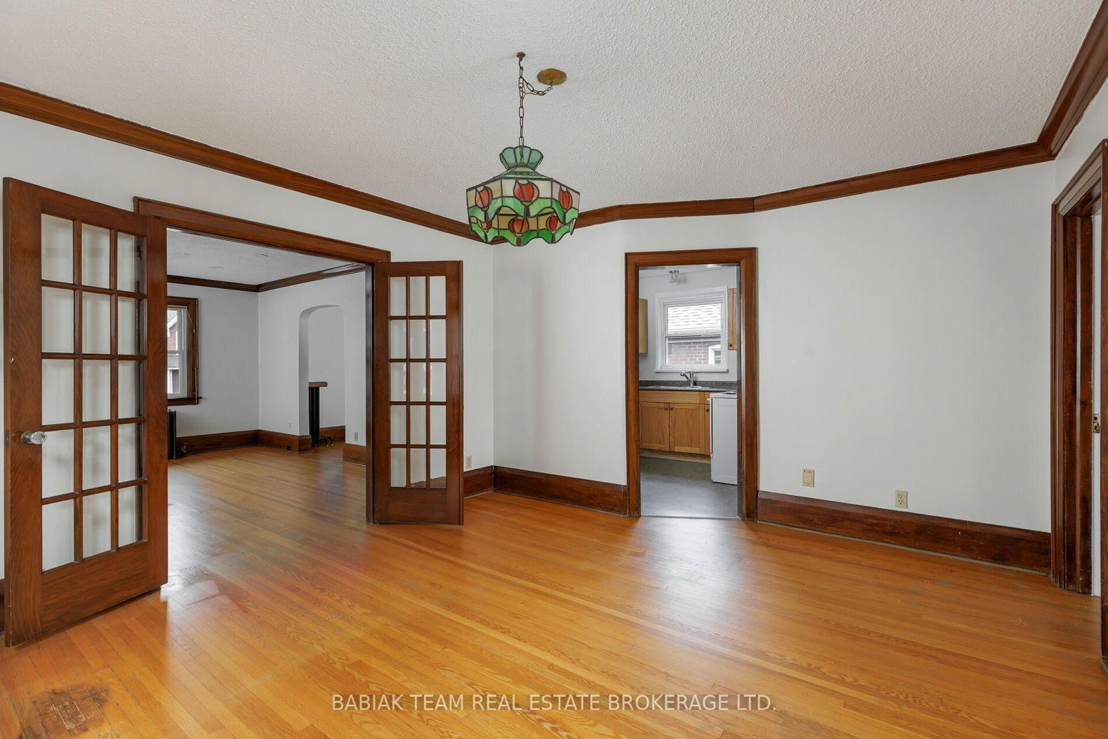 93 Glendonwynne Road • Toronto, ON photo 26