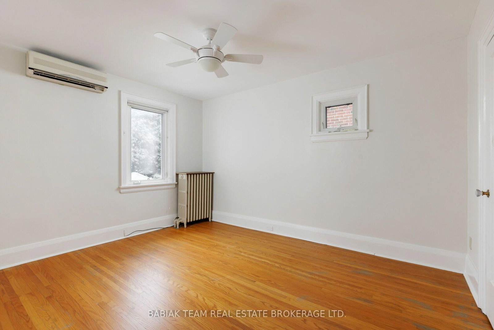 93 Glendonwynne Road • Toronto, ON photo 29