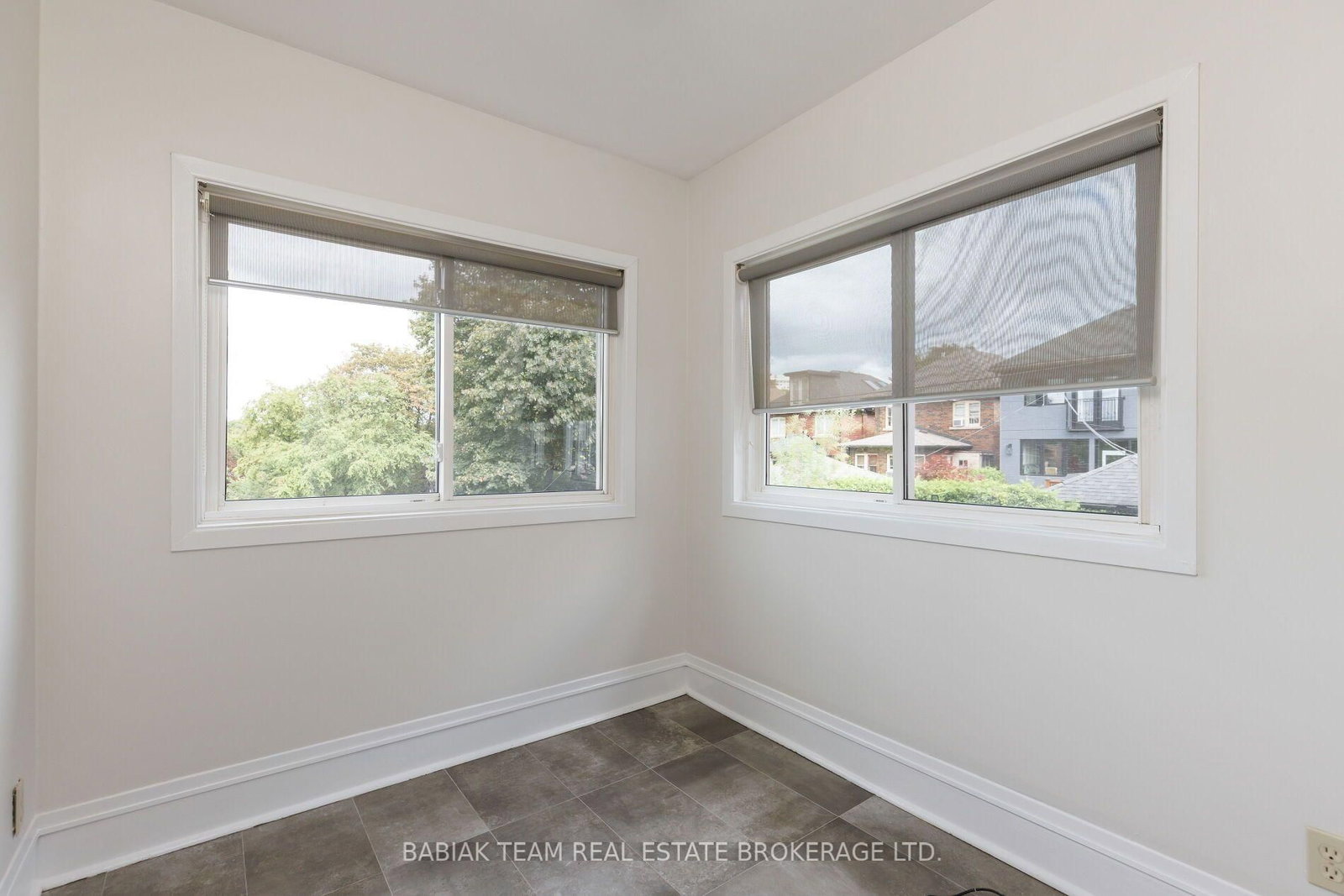 93 Glendonwynne Road • Toronto, ON photo 32