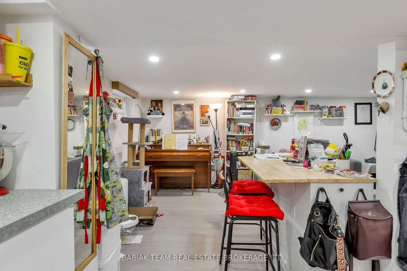 93 Glendonwynne Road • Toronto, ON photo 37