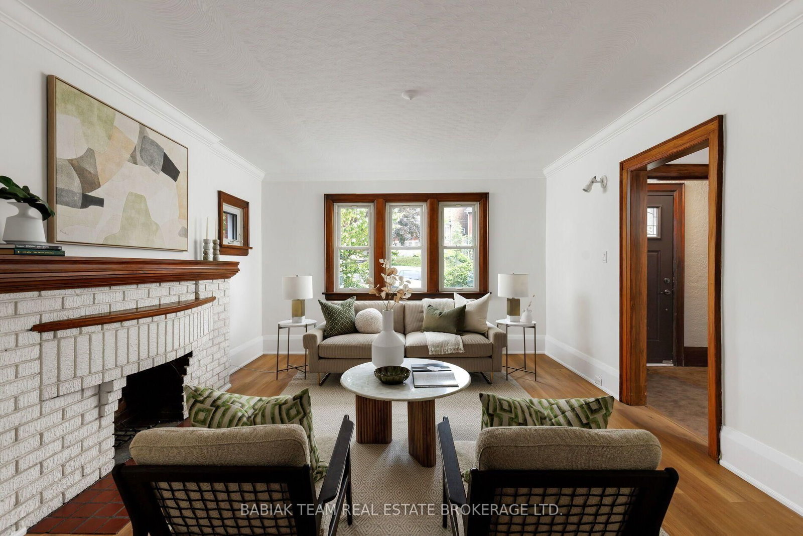 93 Glendonwynne Road • Toronto, ON photo 7