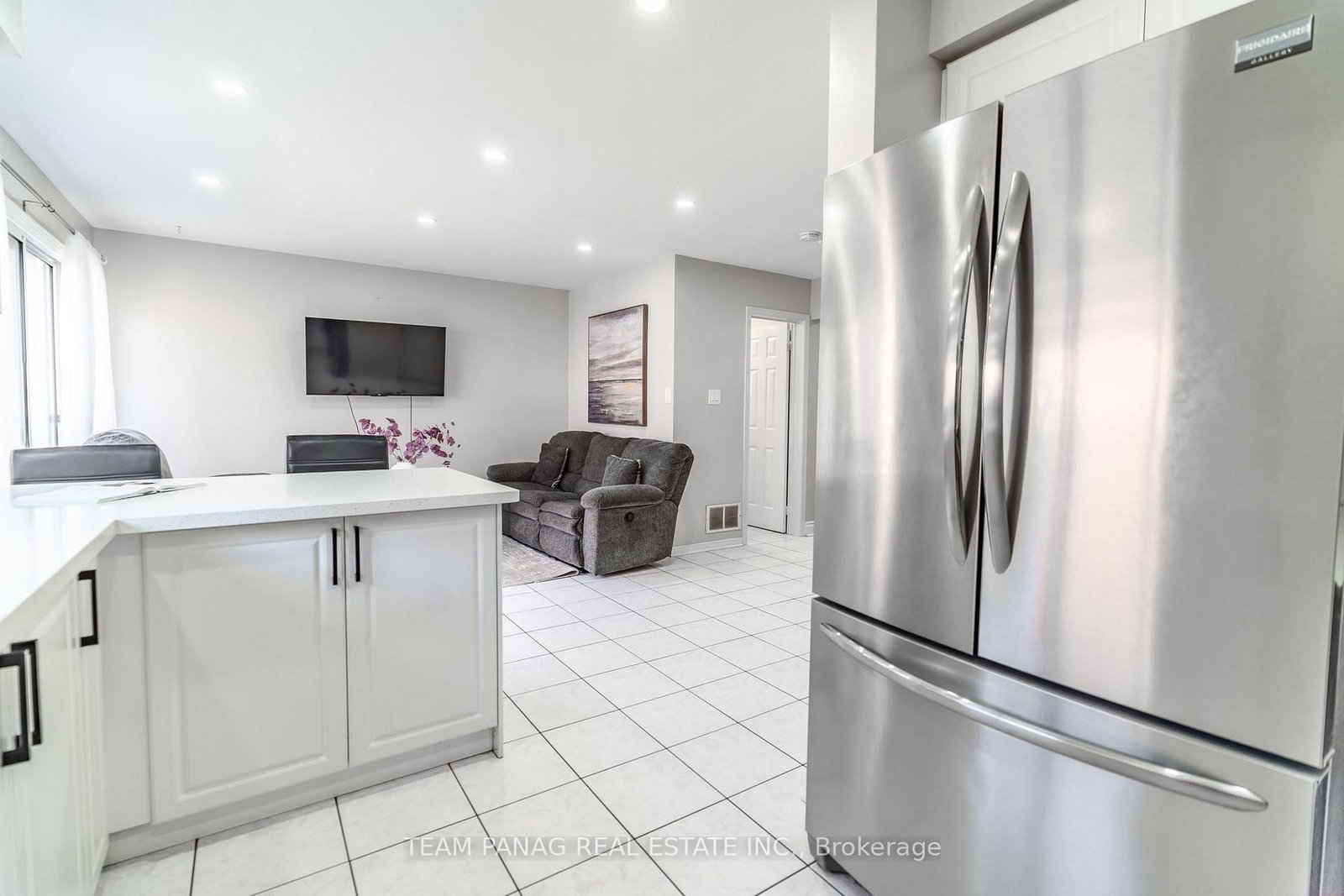 82 Starhill Crescent • Brampton, ON photo 16