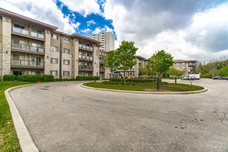 119 - 570 Lolita Gardens