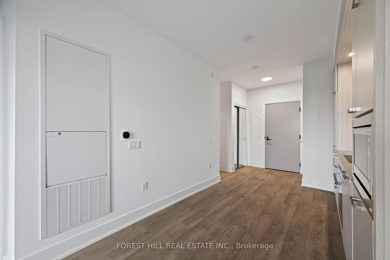 858 Dupont St, Toronto, view 15
