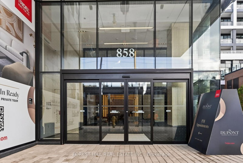 858 Dupont Street