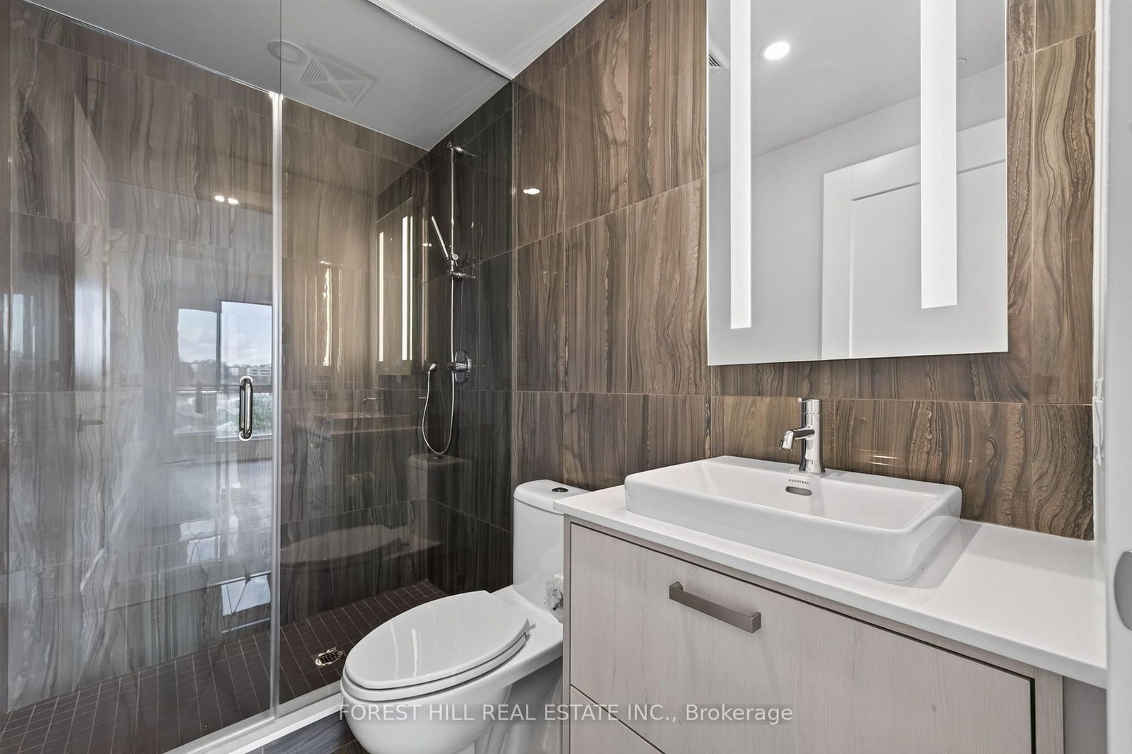 858 Dupont St, Toronto, view 25