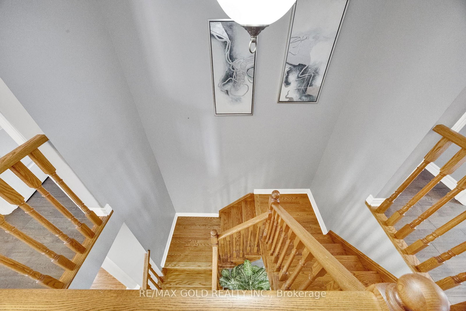 26 Mount Royal Circle • Brampton, ON photo 19