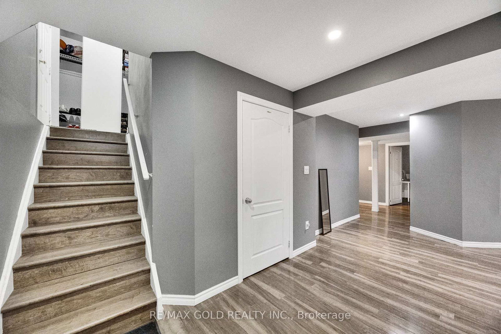 26 Mount Royal Circle • Brampton, ON photo 36