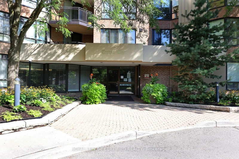 312 - 20 Cherrytree Drive