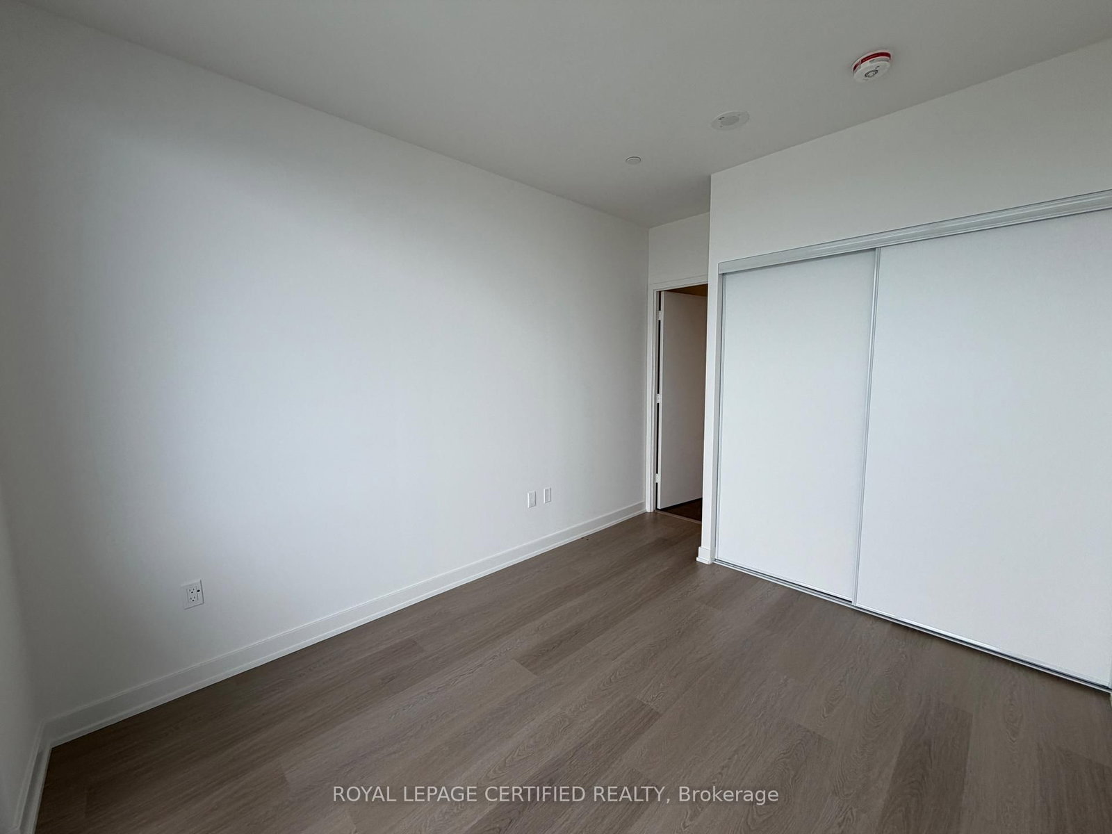 6407-448 Burnhamthorpe Rd W, Mississauga, view 18