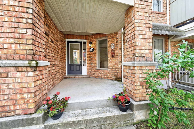 878 Jempson Path