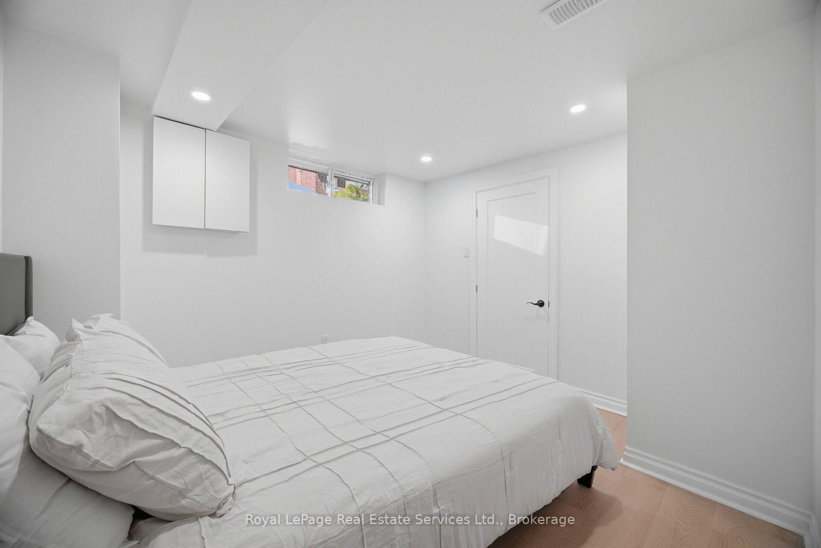 947 Glenwood Avenue • Burlington, ON photo 32