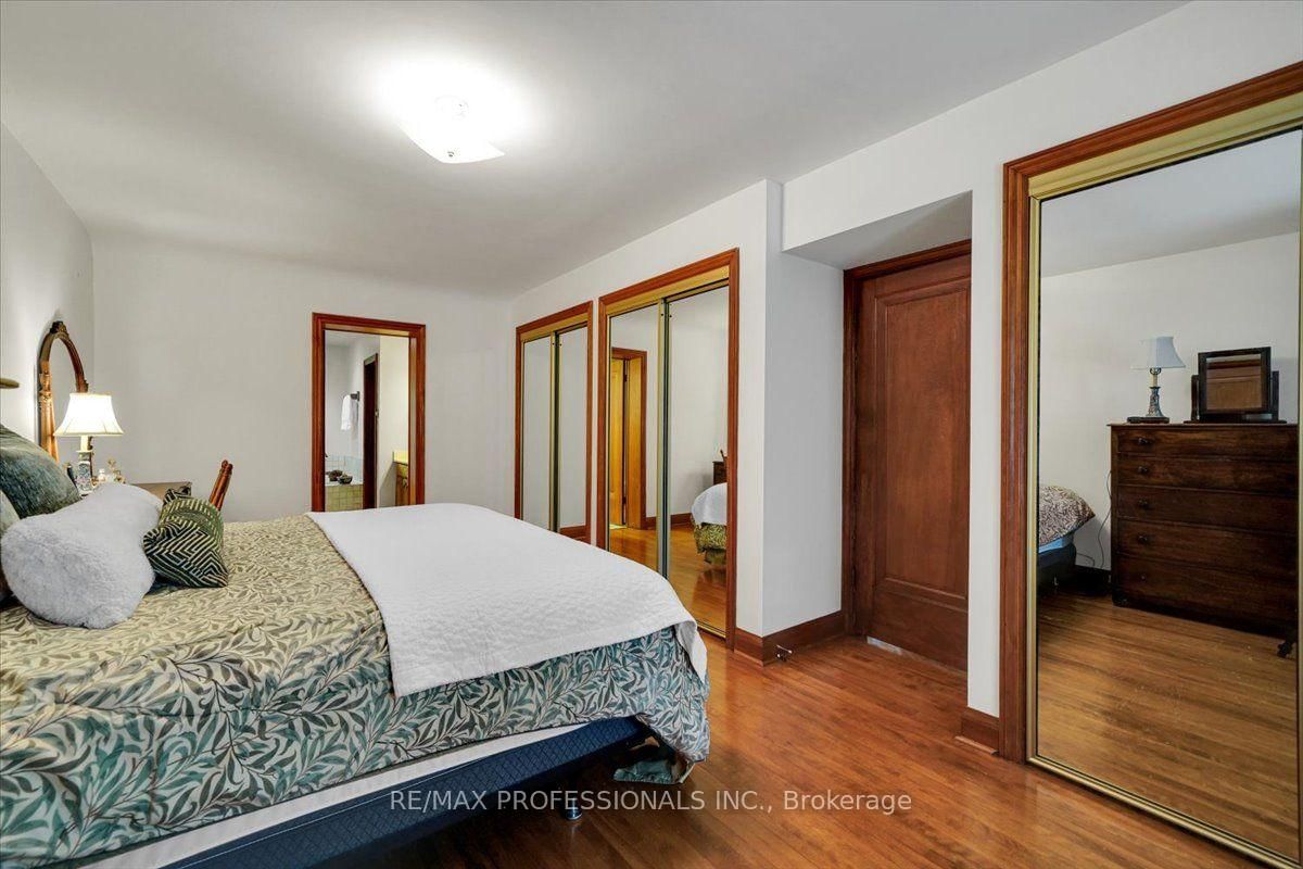 65 Dunedin Drive • Toronto, ON photo 26
