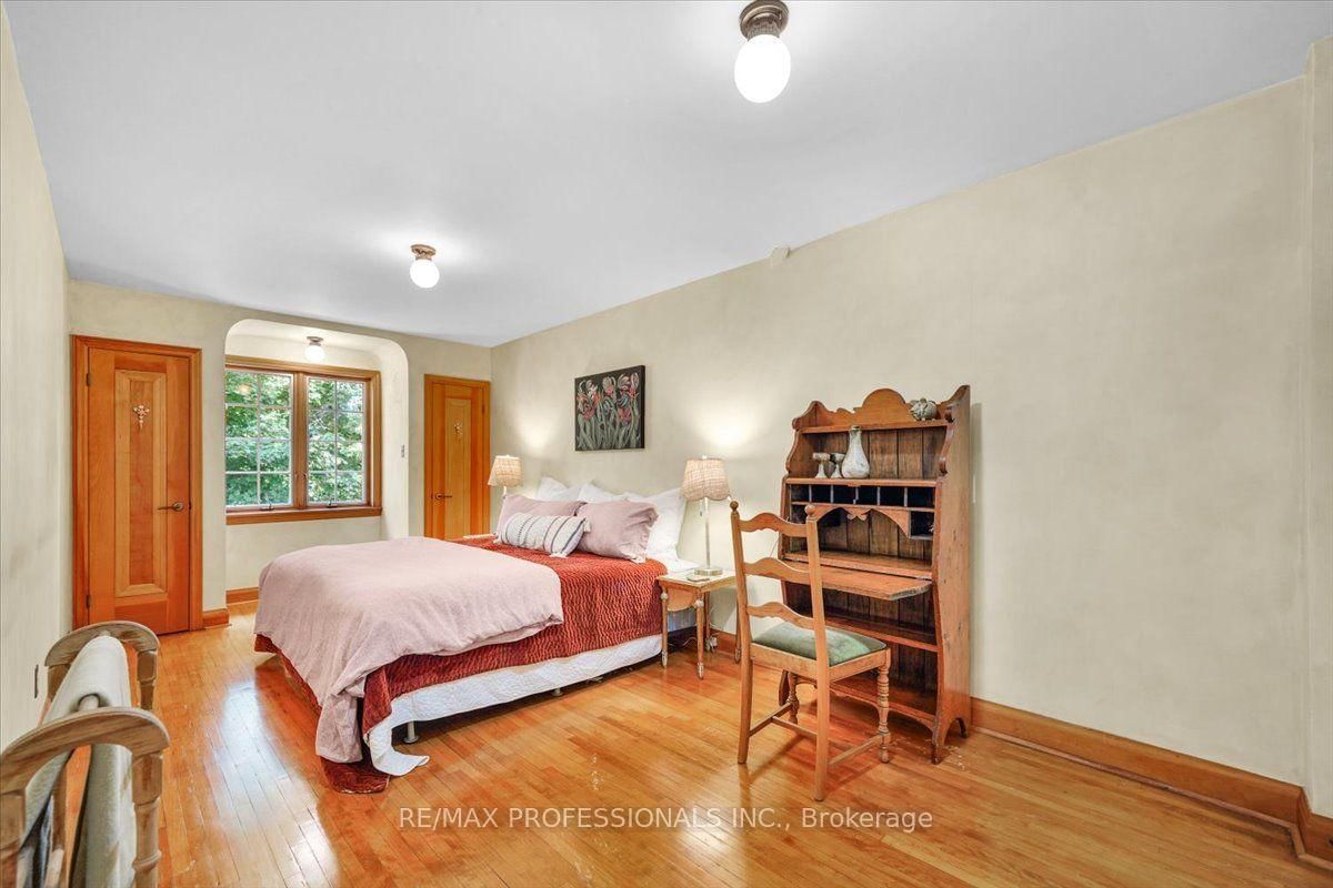 65 Dunedin Drive • Toronto, ON photo 30