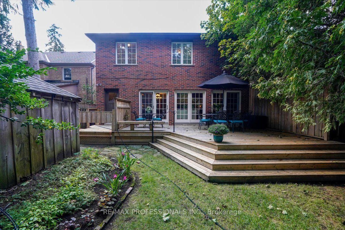 65 Dunedin Drive • Toronto, ON photo 39