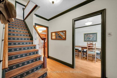 65 Dunedin Drive • Toronto, ON photo 9