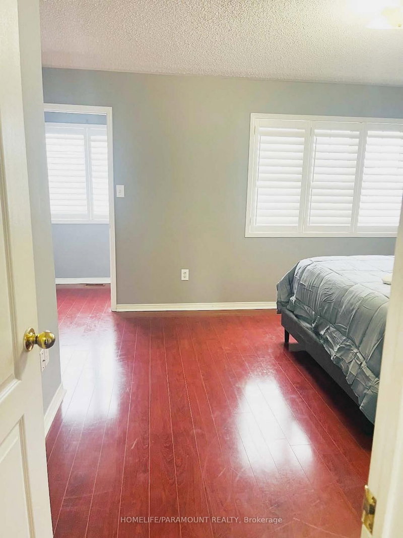 27 Lonestar Brampton,ON L7A 2H9 — Photo 19