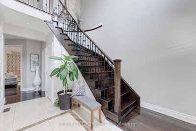 3 Lisson Crescent • Brampton, ON photo 5