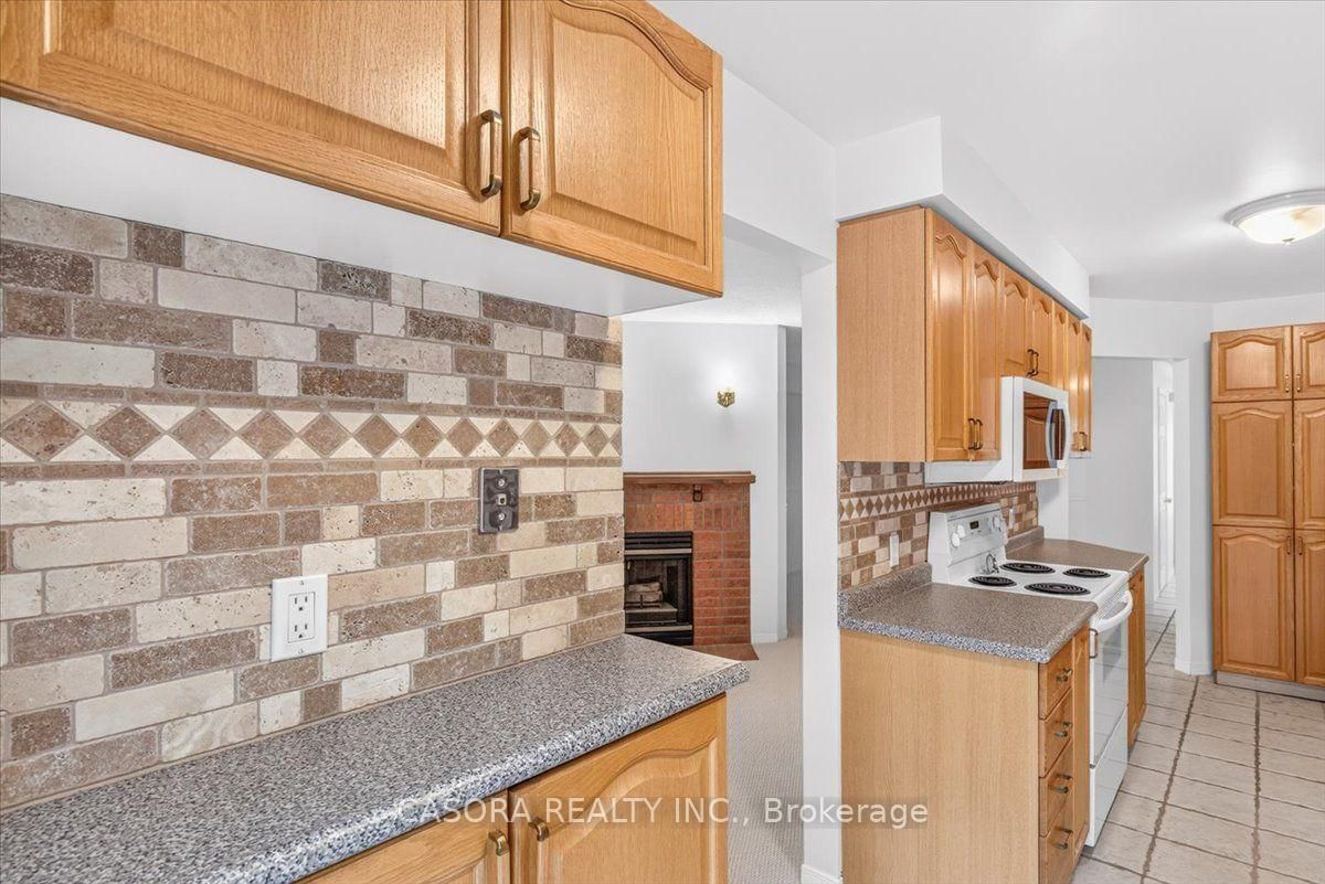 2230 WALKERS Line • #25 • Burlington, ON photo 17