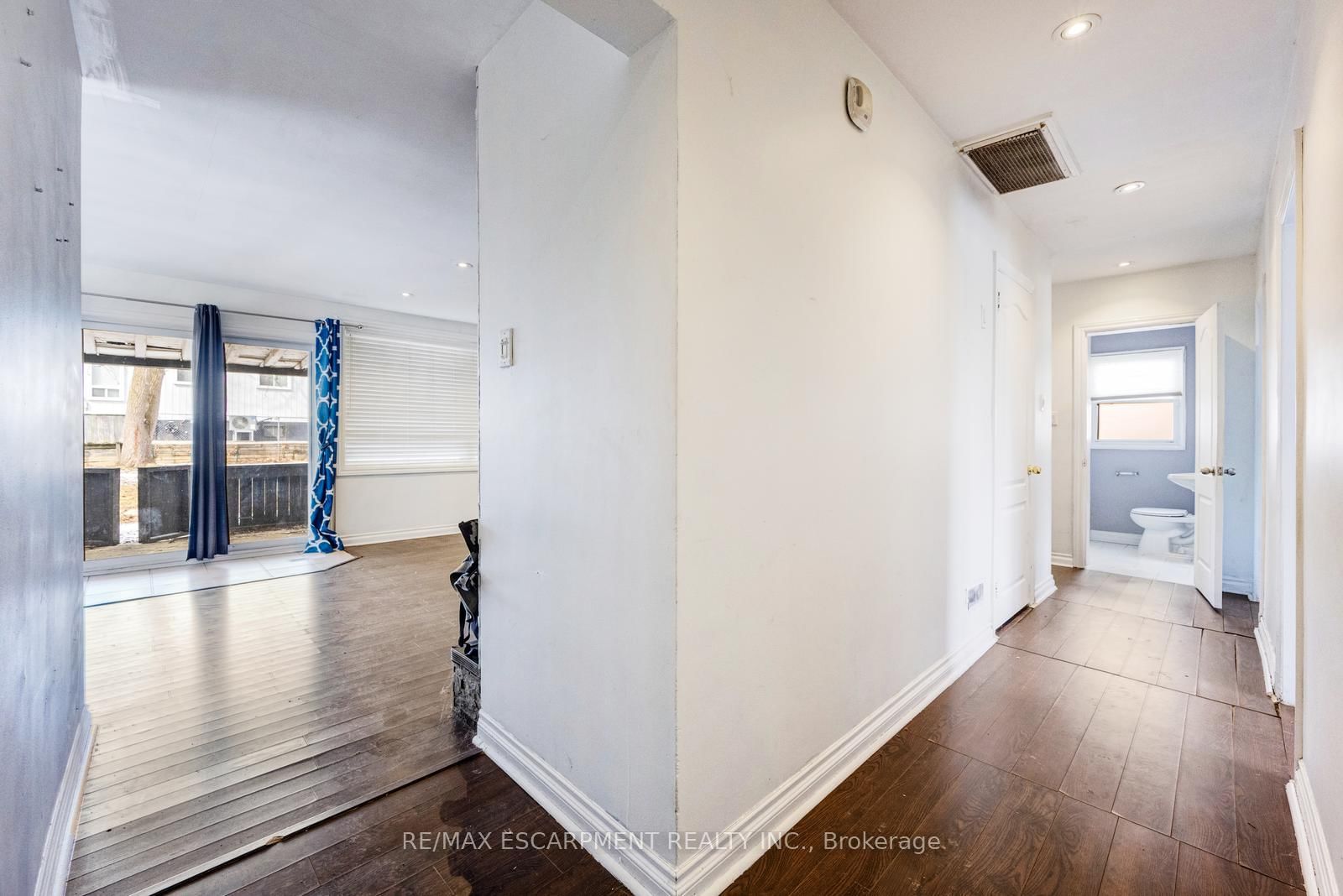 16 Woodward Avenue • Brampton, ON photo 15