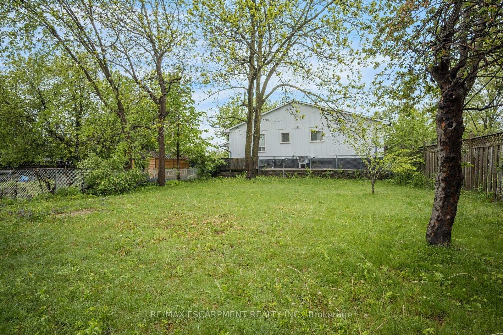 16 Woodward Avenue • Brampton, ON photo 31