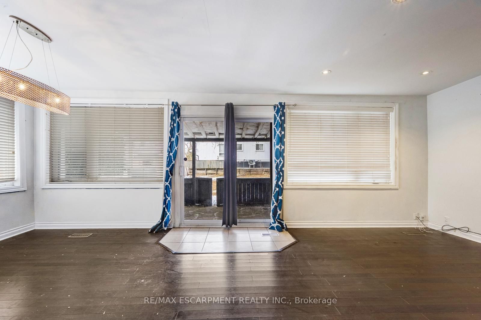 16 Woodward Avenue • Brampton, ON photo 6