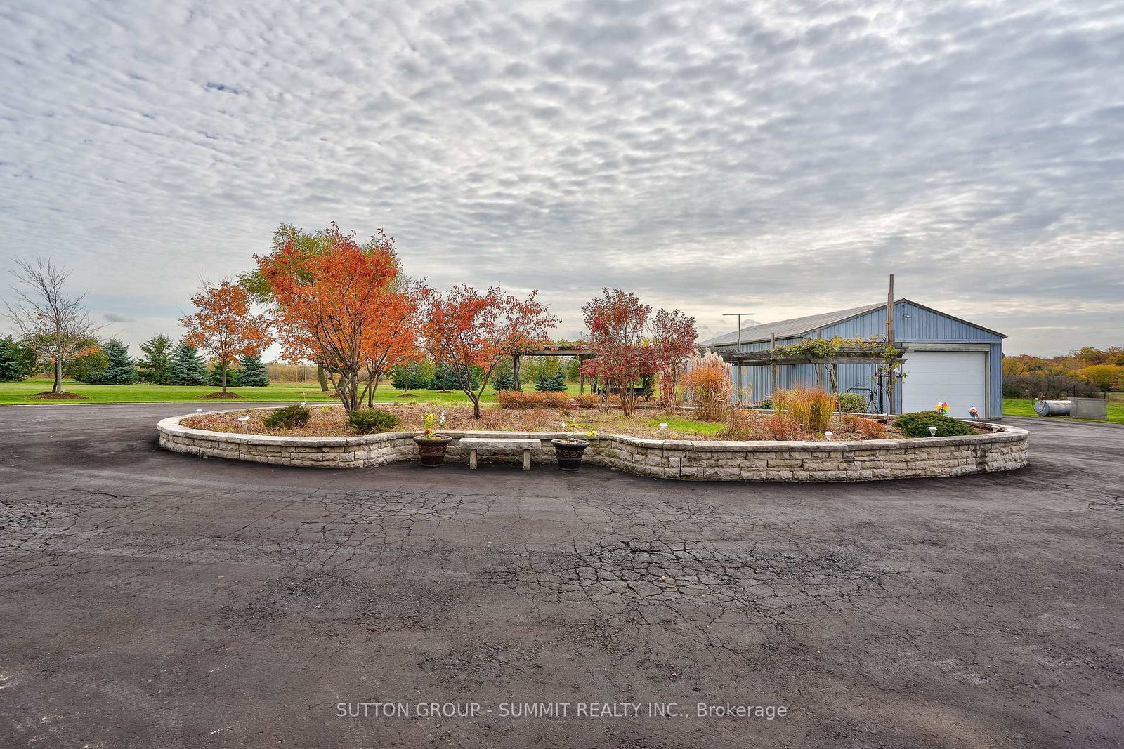 5431 APPLEBY Line • Burlington, ON photo 28