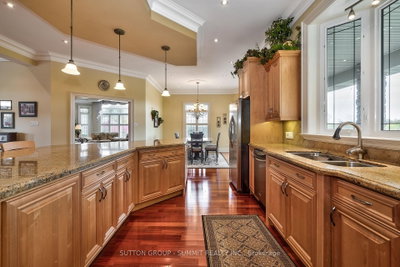 5431 APPLEBY Line • Burlington, ON photo 8