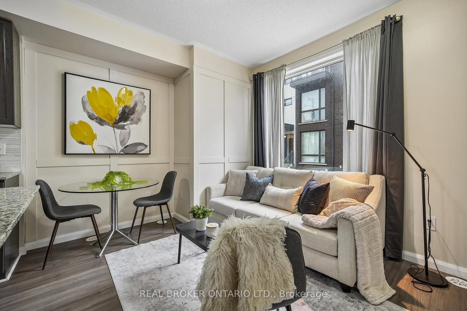 26 Fieldway Road • #46 • Toronto, ON photo 4