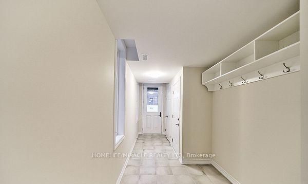 1449 National Common • Burlington, ON photo 18