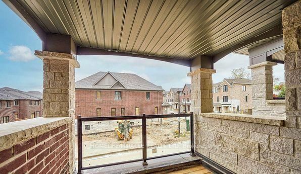 1449 National Common • Burlington, ON photo 38