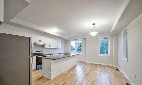 1449 National Common • Burlington, ON photo 6