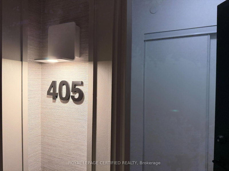 405 - 556 Marlee Avenue