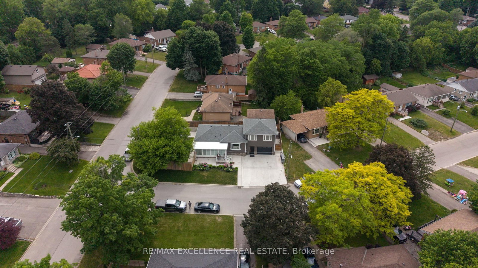 21 Elizabeth Street • Halton Hills, ON photo 38