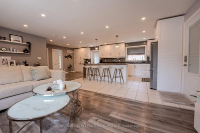21 Elizabeth Street • Halton Hills, ON photo 7