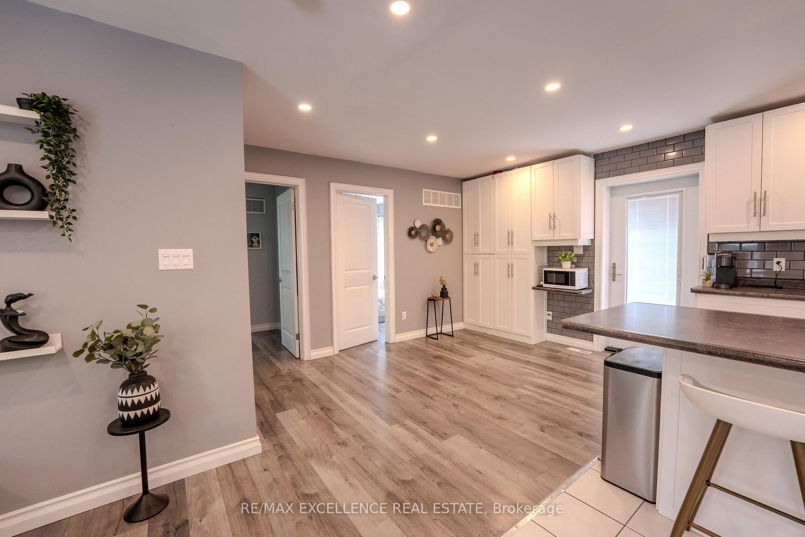 21 Elizabeth Street • Halton Hills, ON photo 9