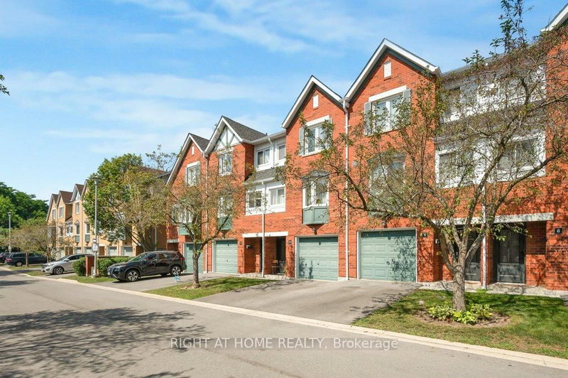 9 - 2300 Brays Lane