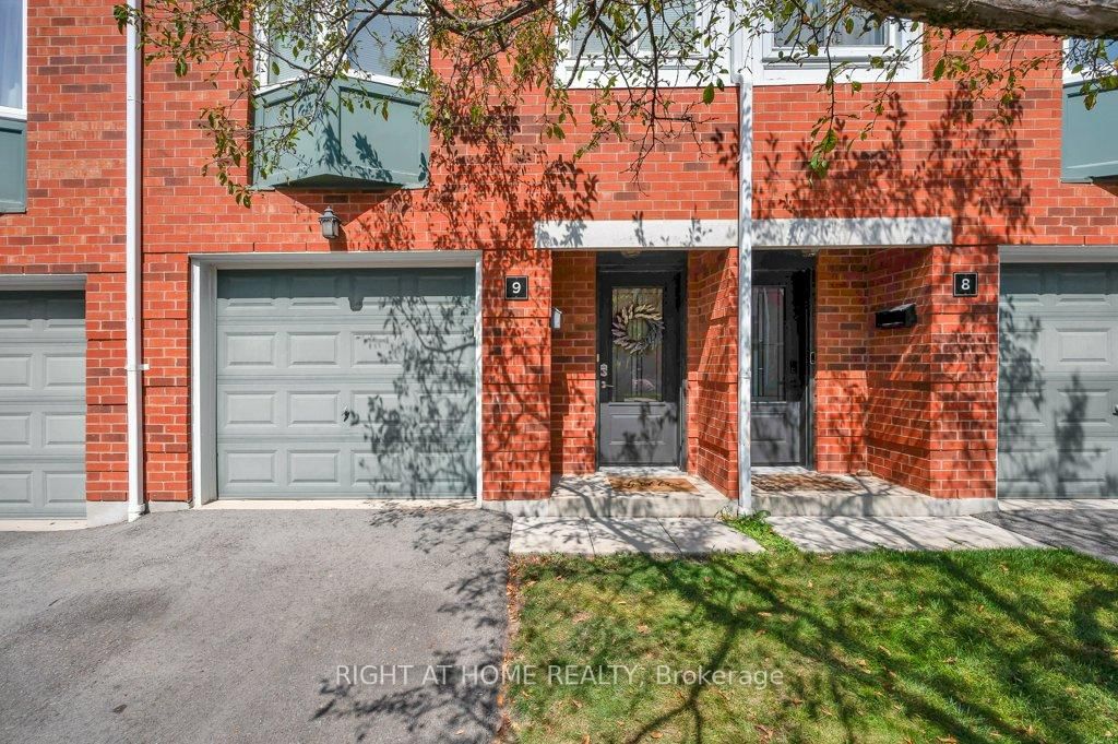 2300 Brays Lane • #9 • Oakville, ON photo 4
