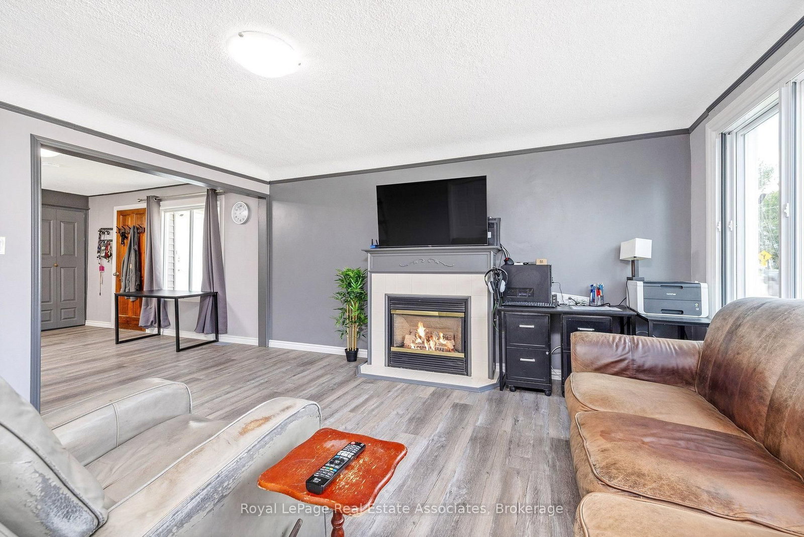 98 Main Street N • Halton Hills, ON photo 10