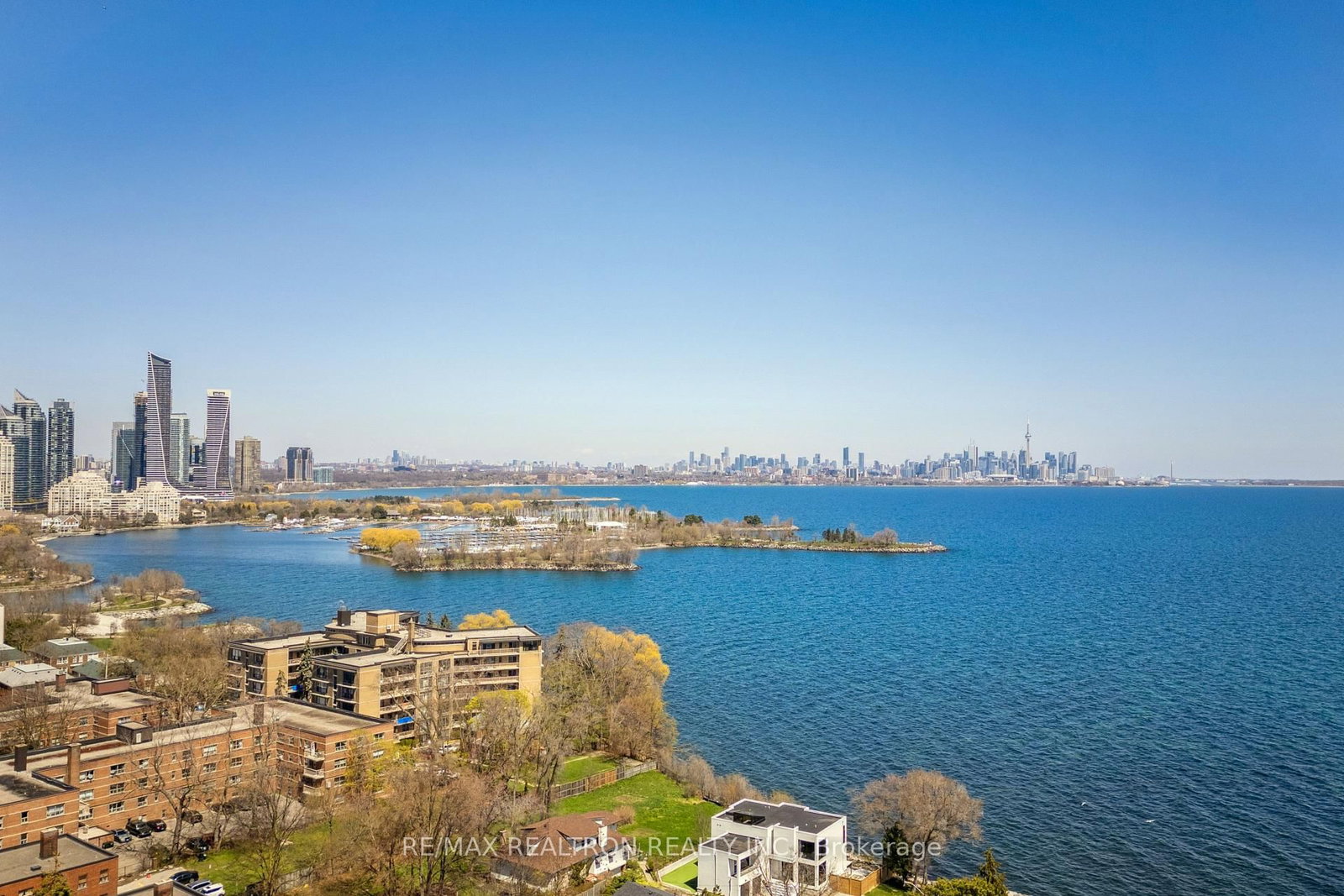 Lower Level-2585 Lake Shore Blvd, Toronto, view 13