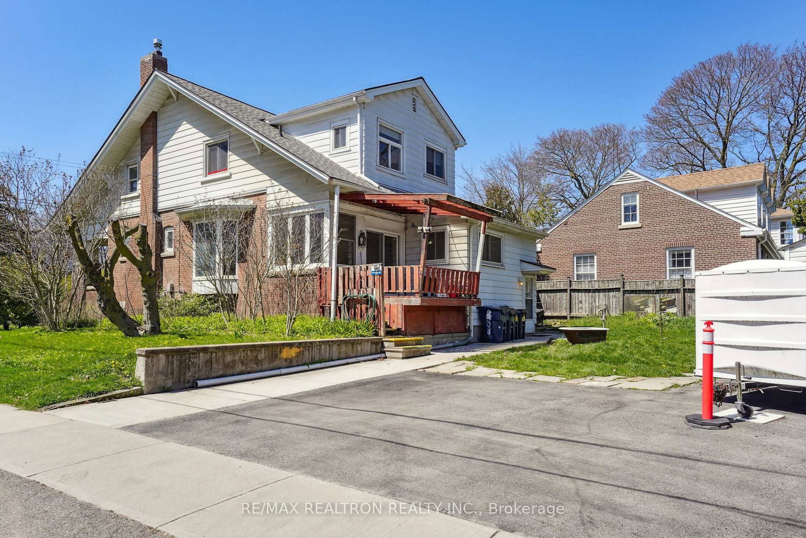 Lower Level-2585 Lake Shore Blvd, Toronto, view 5